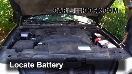 2003 Lincoln Aviator 4.6L V8 Battery Replace